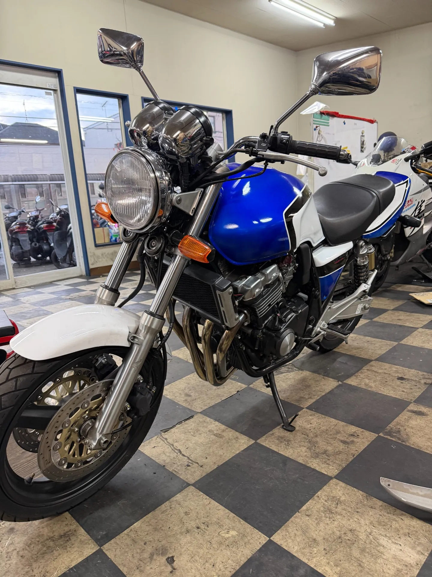 CB400 NC31